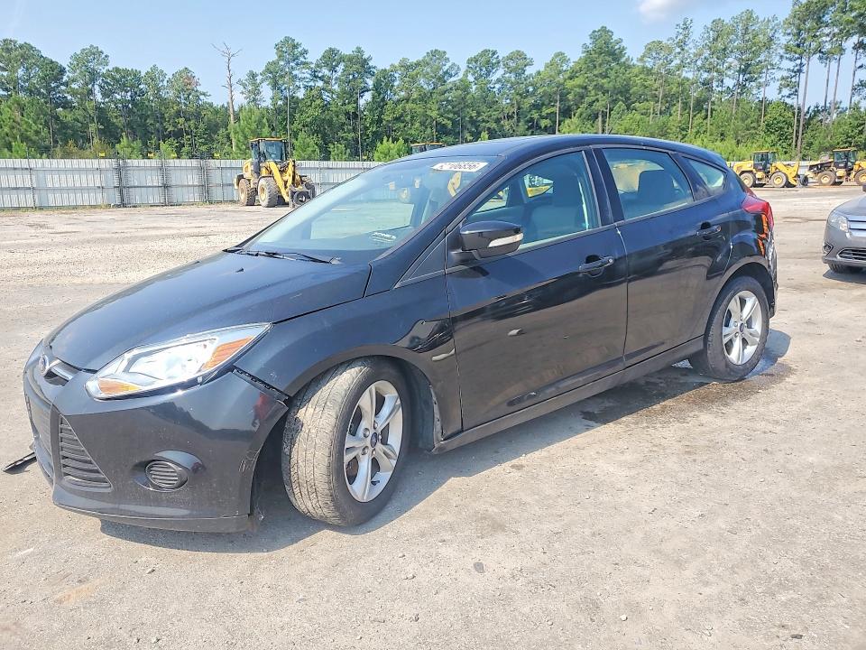 FORD FOCUS 2014 with VIN 1FADP3K27EL435770 - Photo from auction