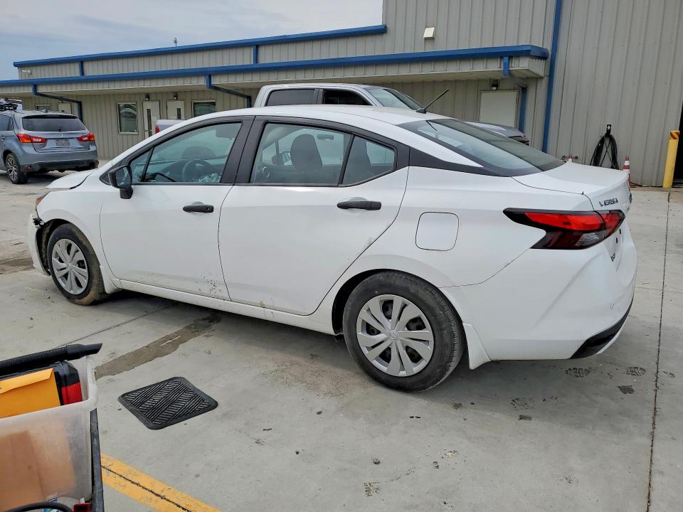 Photo 2 from auction – 2021 NISSAN VERSA with VIN 3N1CN8BV6ML896516