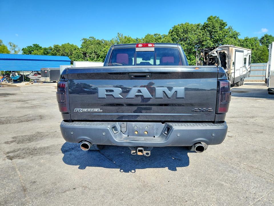 Photo 6 from auction – 2016 RAM 1500 with VIN 1C6RR7YT0GS320977