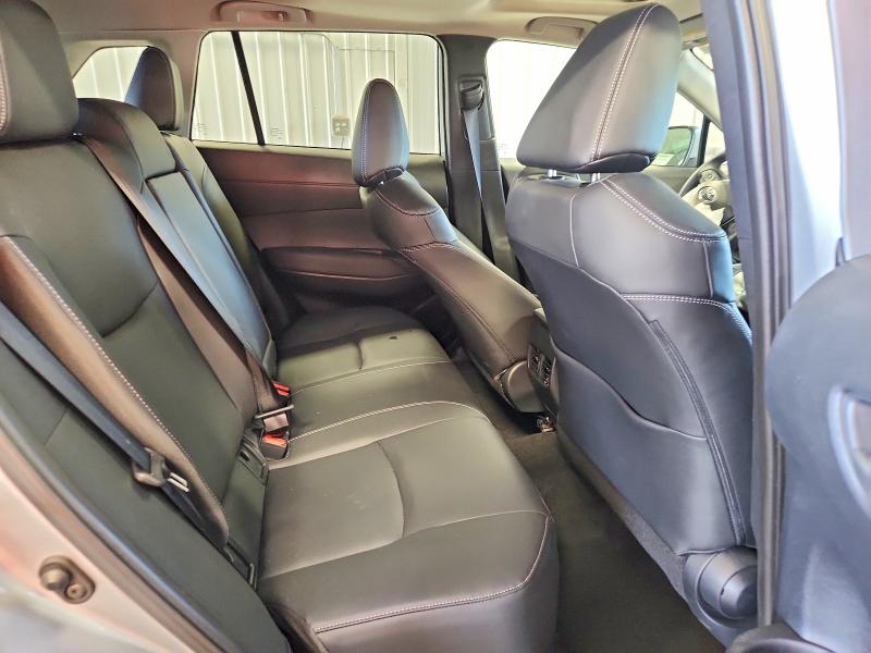 Photo 11 from auction – 2024 TOYOTA COROLLA CROSS with VIN 7MUDAABG0RV083041