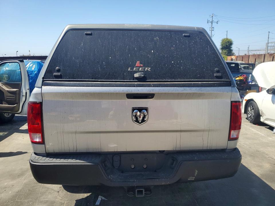 Photo 6 from auction – 2017 RAM 1500 with VIN 1C6RR6KG0HS825327