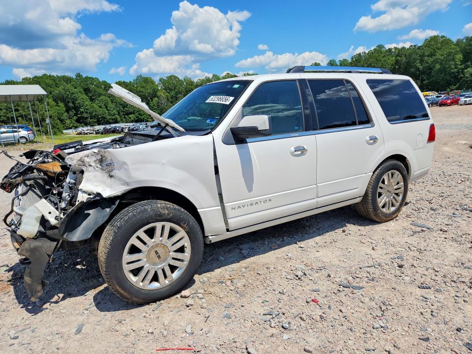 LINCOLN NAVIGATOR 2013 with VIN 5LMJJ2J58DEL05089 - Photo from auction