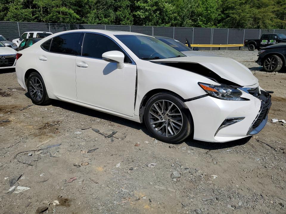 Photo 4 from auction – 2017 LEXUS ES with VIN 58ABK1GG7HU051032