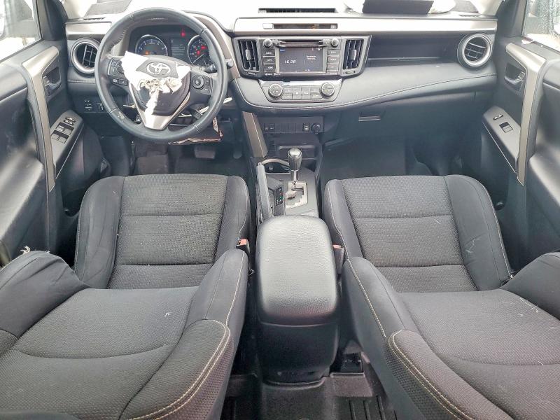 Photo 8 from auction – 2016 TOYOTA RAV4 with VIN 2T3WFREV9GW249940