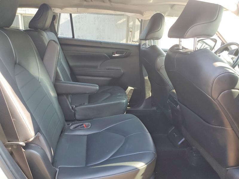 Photo 11 from auction – 2020 TOYOTA HIGHLANDER with VIN 5TDGBRCH2LS507059