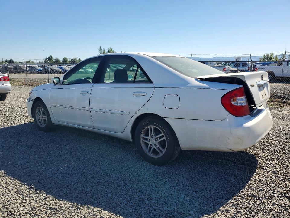 Photo 2 from auction – 2002 TOYOTA CAMRY with VIN JTDBE32K520034738