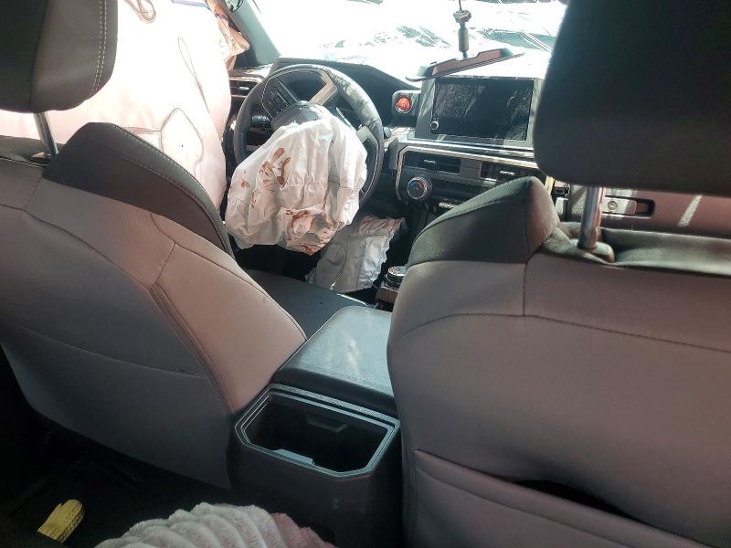 Photo 8 from auction – 2026 TOYOTA TACOMA with VIN 3TMLB5JN9TM226991