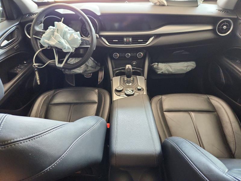 Photo 8 from auction – 2018 ALFA ROMEO STELVIO with VIN ZASFAKPN1J7B76902