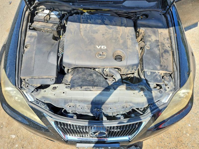 Photo 11 from auction – 2013 LEXUS IS with VIN JTHCF5C25D5063074