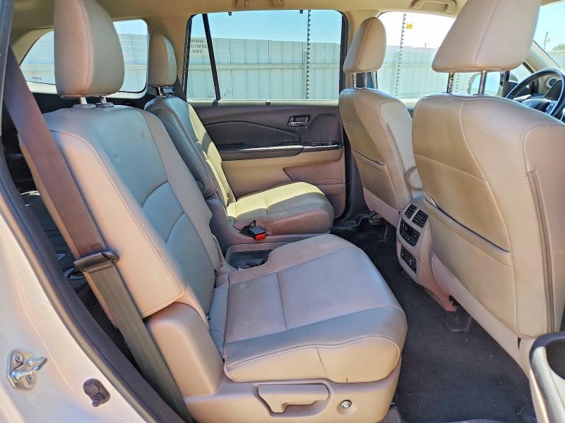 Photo 11 from auction – 2019 HONDA PILOT with VIN 5FNYF5H69KB000848