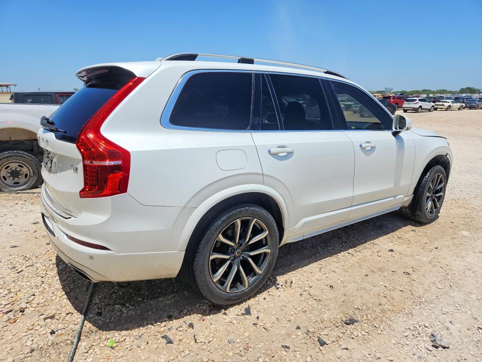Photo 3 from auction – 2016 VOLVO XC90 with VIN YV4A22PK1G1051042