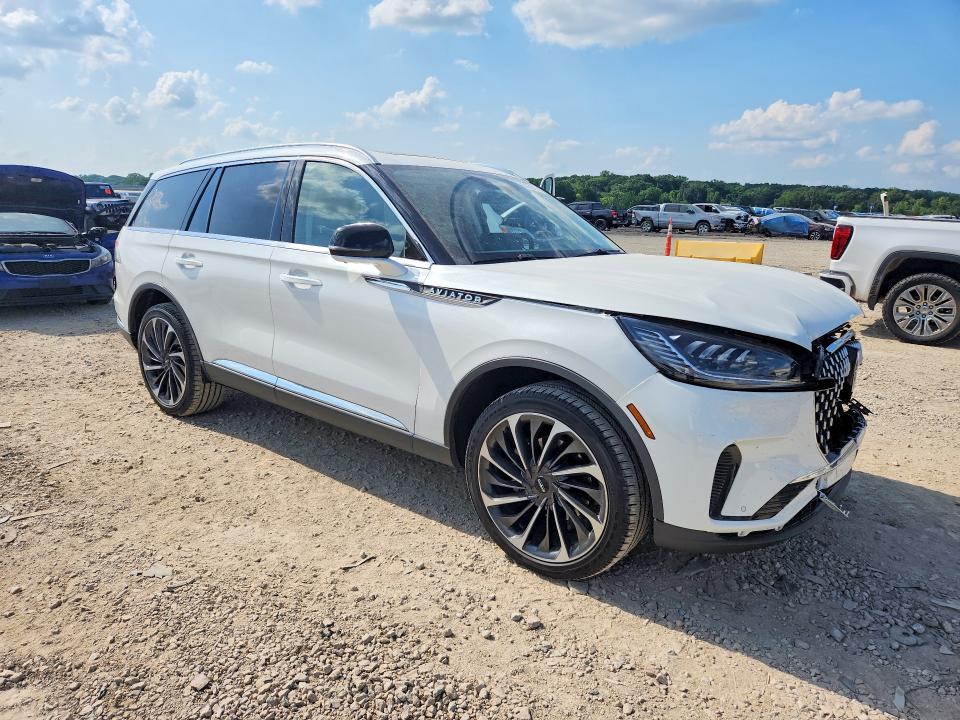Photo 4 from auction – 2026 LINCOLN AVIATOR with VIN 5LM5J7XC4TGL12189