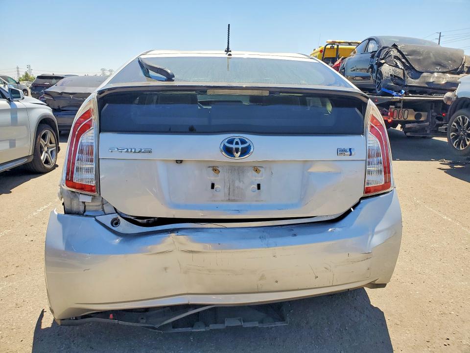 Photo 6 from auction – 2015 TOYOTA PRIUS with VIN JTDKN3DU2F0475103