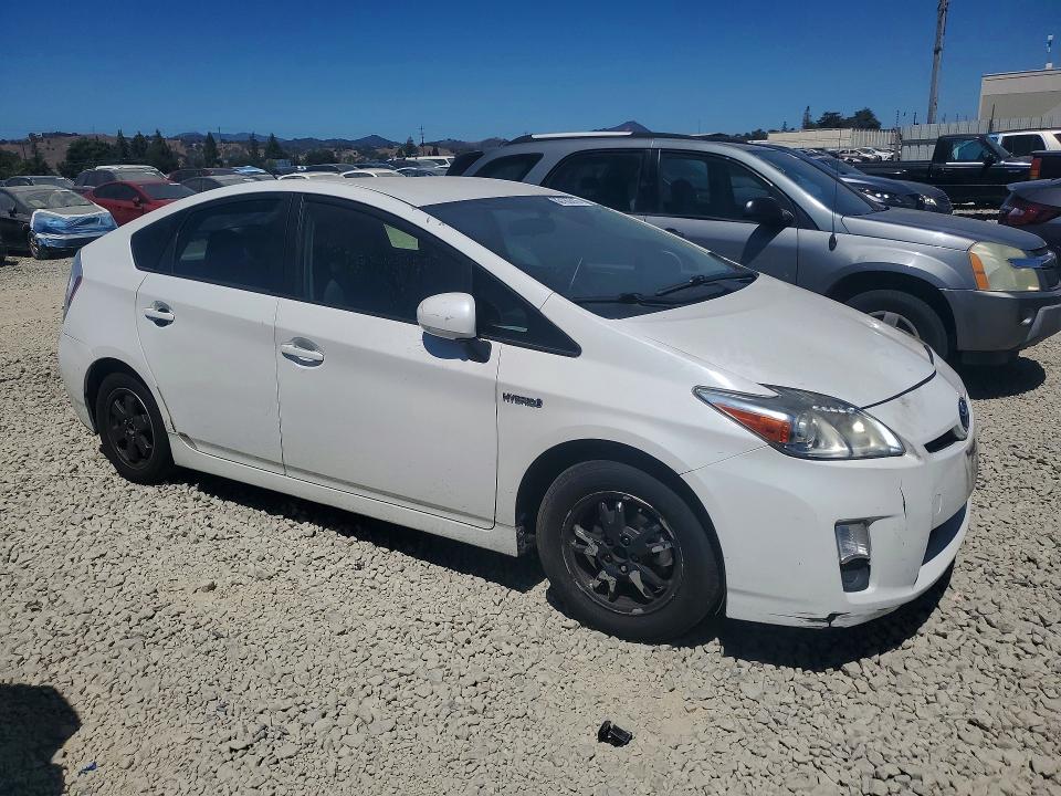 Снимка 4 от търг – 2011 TOYOTA PRIUS с VIN JTDKN3DU1B5285533