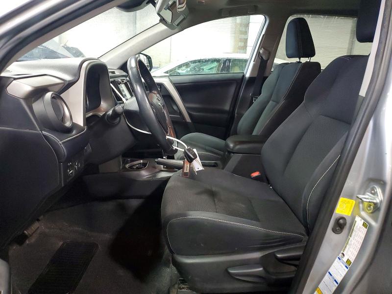 Фото 7 с аукциона – 2018 TOYOTA RAV4 с VIN 2T3RFREV4JW793637