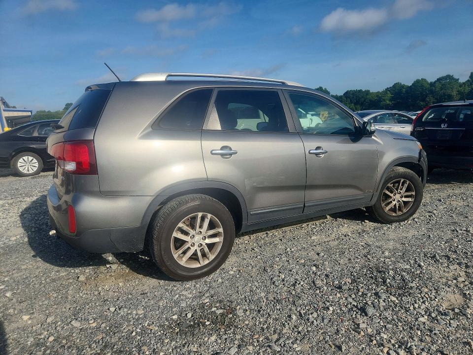 صورة رقم 3 من المزاد - 2015 KIA SORENTO مع VIN 5XYKTDA71FG657623