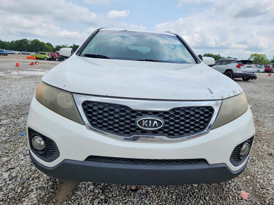Снимка 5 от търг – 2011 KIA SORENTO с VIN 5XYKTDA17BG153079