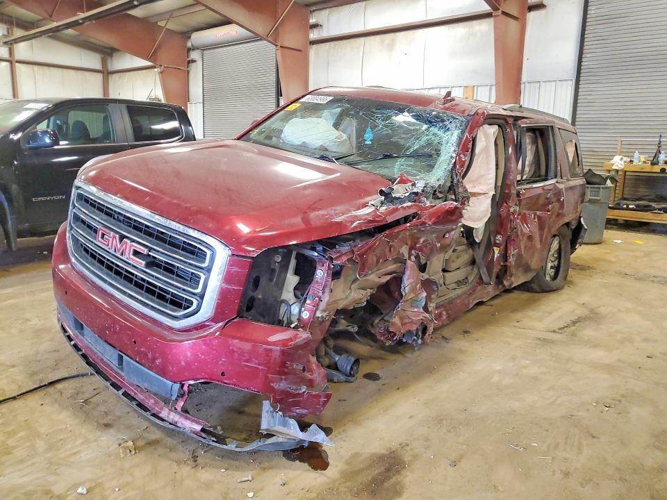 GMC YUKON 2017 مع رقم تعريف المركبة 1GKS2BKC3HR287979 - صورة من المزاد