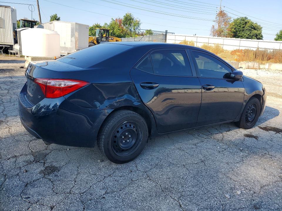 Photo 3 from auction – 2017 TOYOTA COROLLA with VIN 5YFBURHE8HP676974