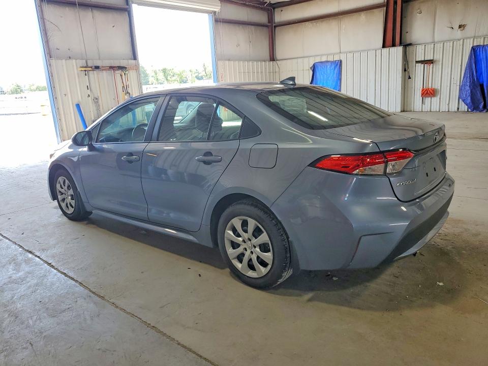 Photo 2 from auction – 2022 TOYOTA COROLLA with VIN 5YFEPMAE0NP302324