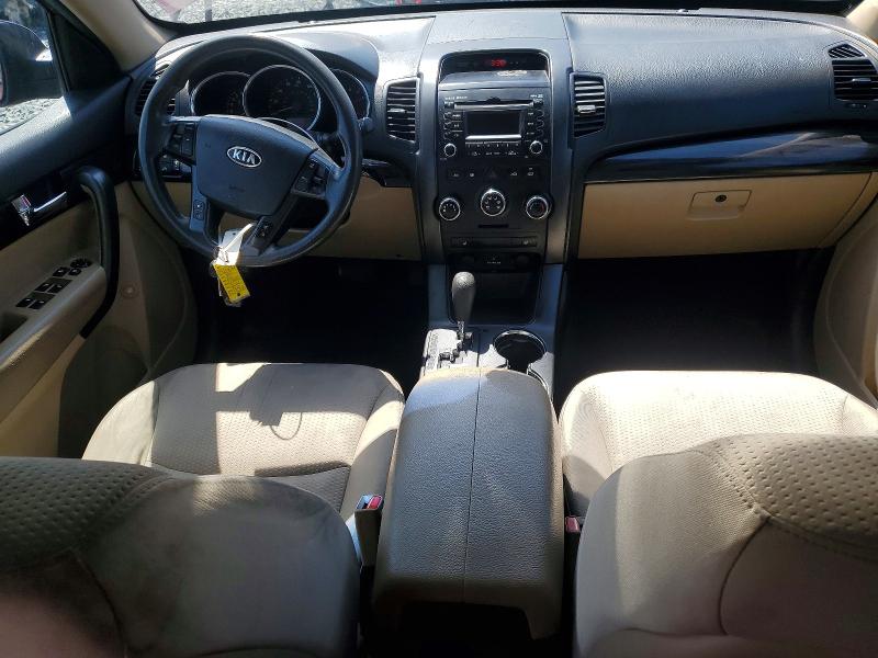 Photo 8 from auction – 2011 KIA SORENTO with VIN 5XYKTCA17BG132825