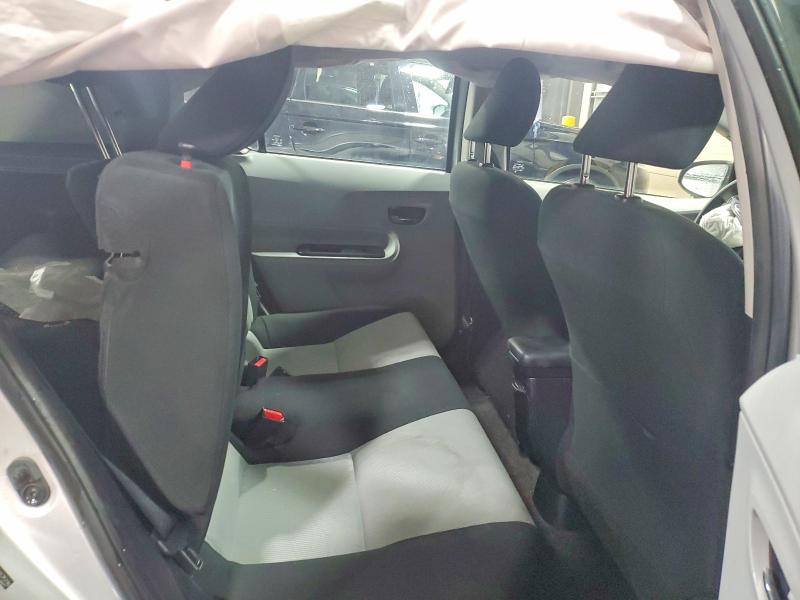 Photo 10 from auction – 2014 TOYOTA PRIUS C with VIN JTDKDTB31E1575196