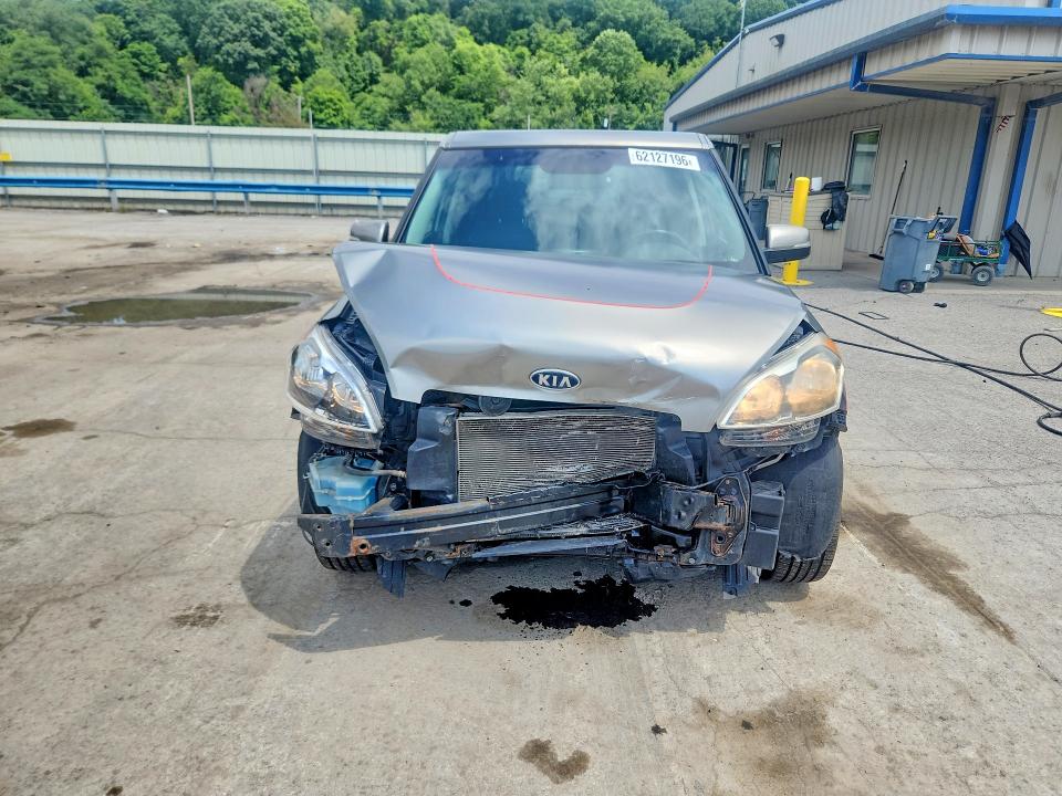 Photo 5 from auction – 2012 KIA SOUL with VIN KNDJT2A64C7480470