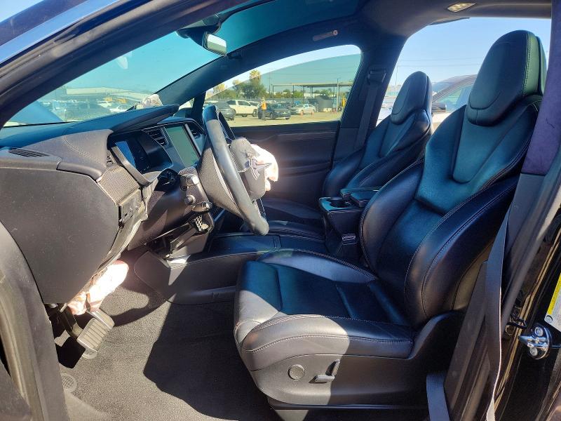 Photo 7 from auction – 2018 TESLA MODEL X with VIN 5YJXCAE22JF126630