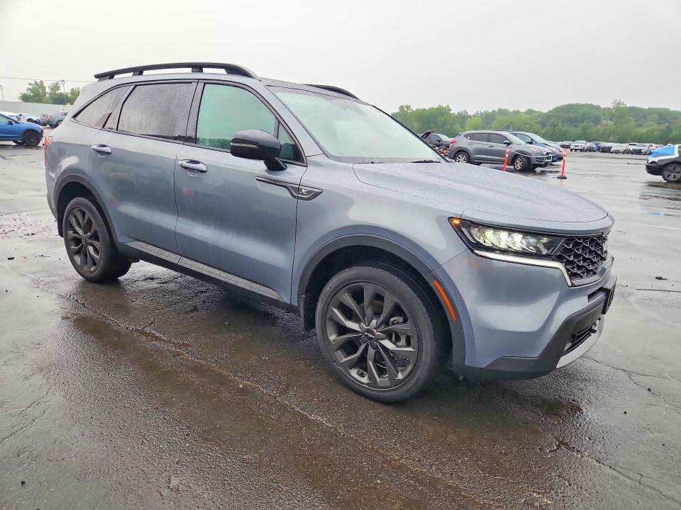 Photo 4 from auction – 2023 KIA SORENTO with VIN 5XYRHDLF9PG247447