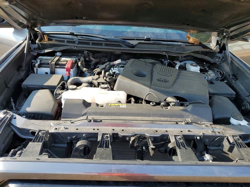 Photo 11 from auction – 2024 TOYOTA TUNDRA with VIN 5TFLA5DB7RX187454