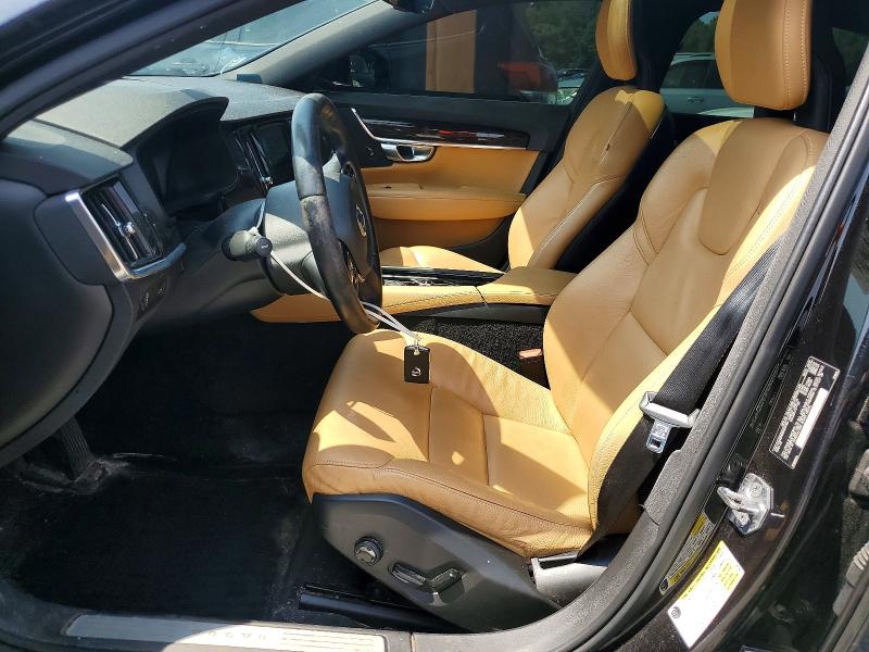 Photo 7 from auction – 2017 VOLVO S90 with VIN YV1A22MK8H1017165