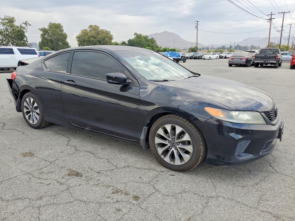 Photo 4 from auction – 2015 HONDA ACCORD with VIN 1HGCT1B36FA012983