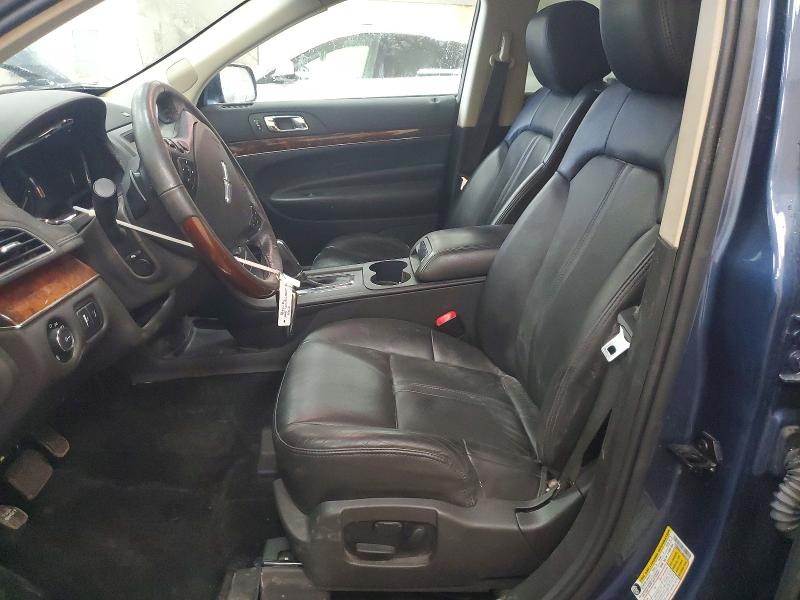 Photo 7 from auction – 2018 LINCOLN MKT with VIN 2LMHJ5AT1JBL02158
