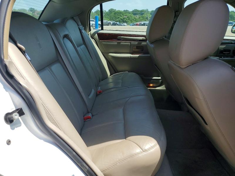 Photo 10 from auction – 2011 LINCOLN TOWN CAR with VIN 2LNBL8CV4BX751964