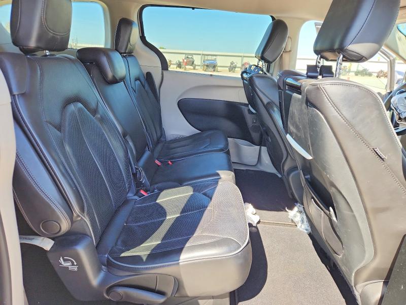 Photo 11 from auction – 2018 CHRYSLER PACIFICA with VIN 2C4RC1GG3JR245891