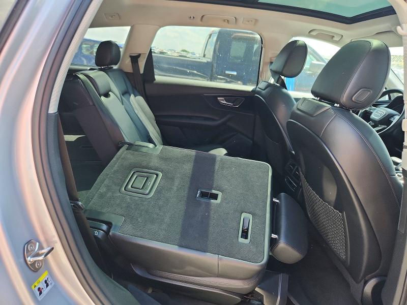 Photo 11 from auction – 2019 AUDI Q7 with VIN WA1LAAF73KD006417