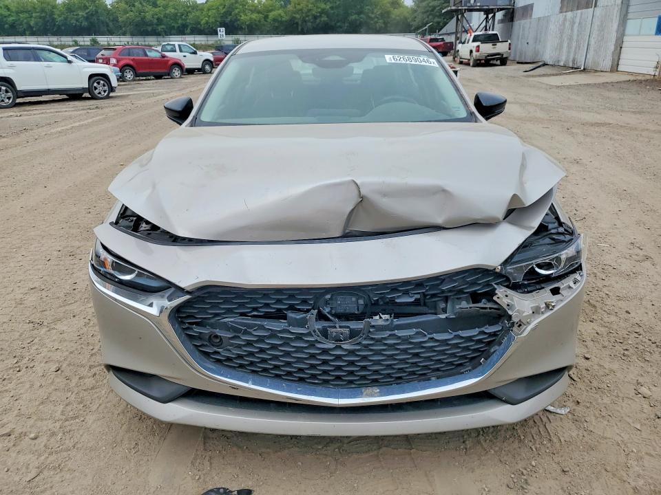 Photo 5 from auction – 2024 MAZDA 3 with VIN 3MZBPABM2RM406928