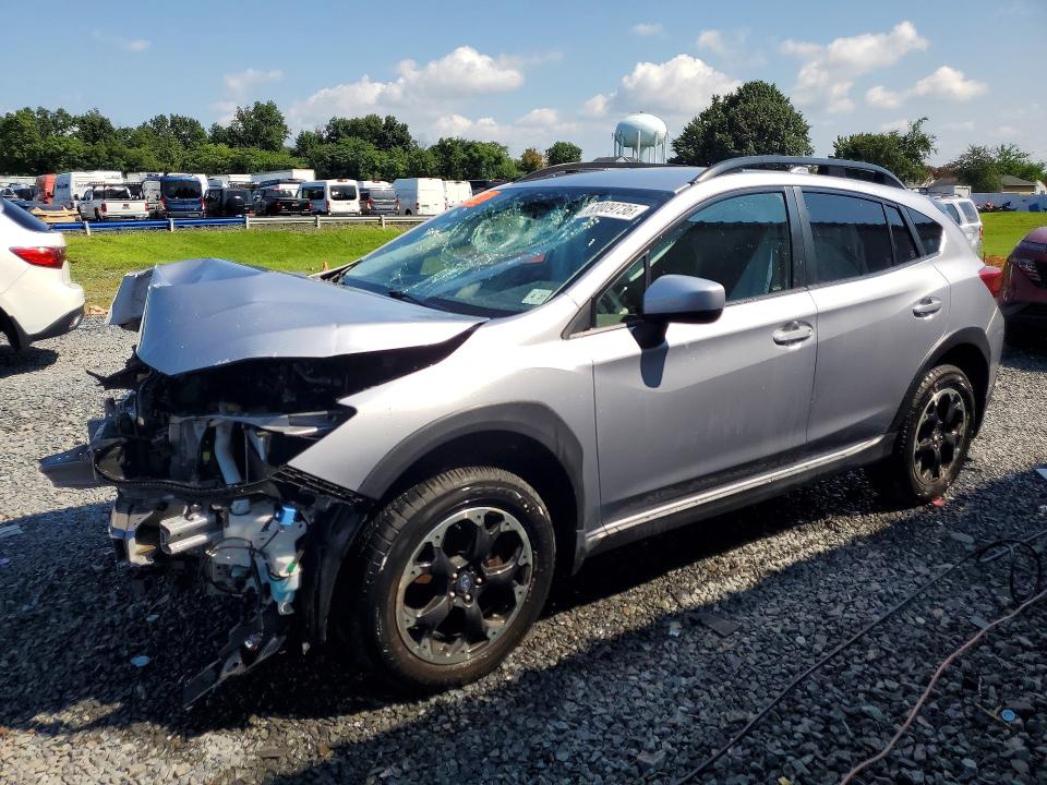 SUBARU CROSSTREK 2022 with VIN JF2GTAPC0N8233821 - Photo from auction