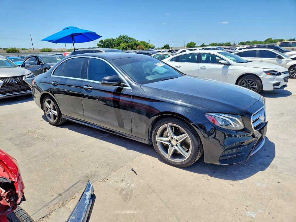Photo 4 from auction – 2017 MERCEDES-BENZ E with VIN WDDZF4JB5HA158374