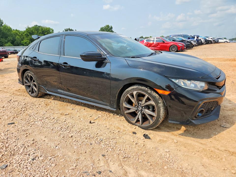 Photo 4 from auction – 2017 HONDA CIVIC with VIN SHHFK7H40HU422950