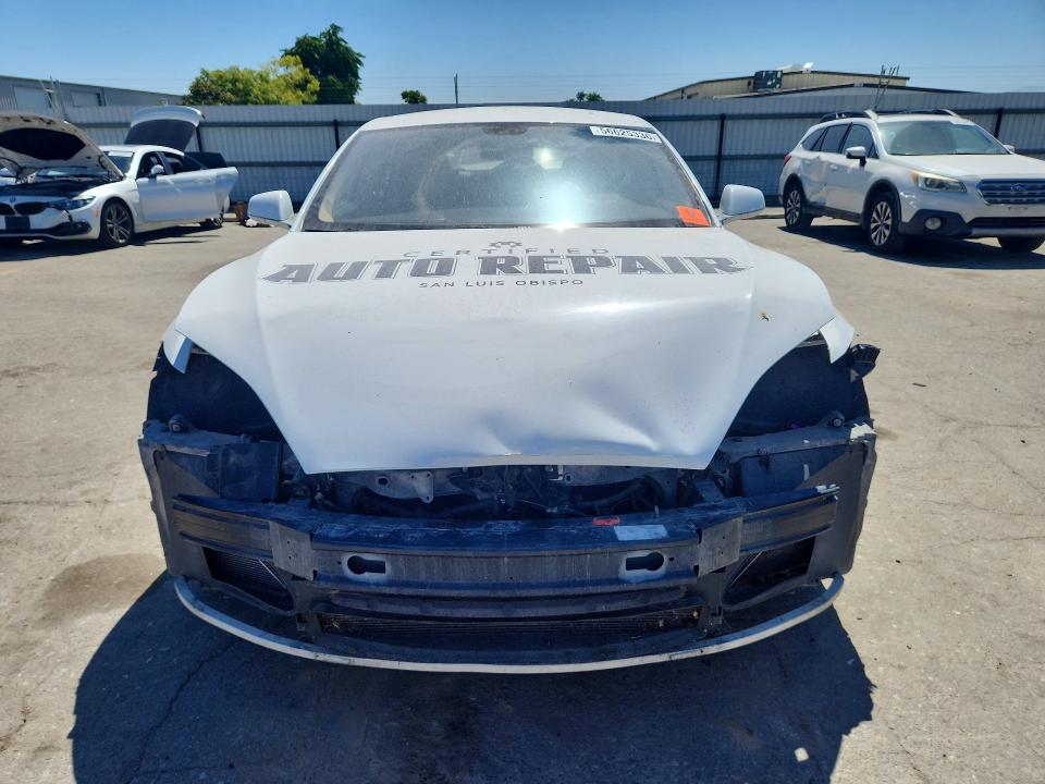 Photo 5 from auction – 2012 TESLA MODEL S with VIN 5YJSA1CN9CFP01595