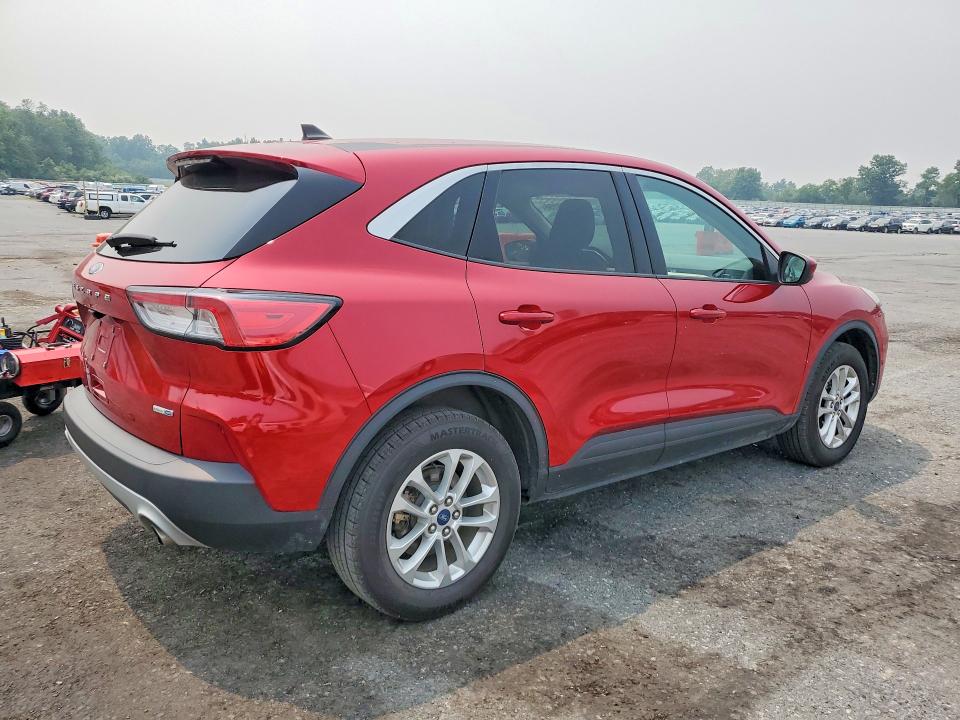 Photo 3 from auction – 2020 FORD ESCAPE with VIN 1FMCU9G62LUC31751