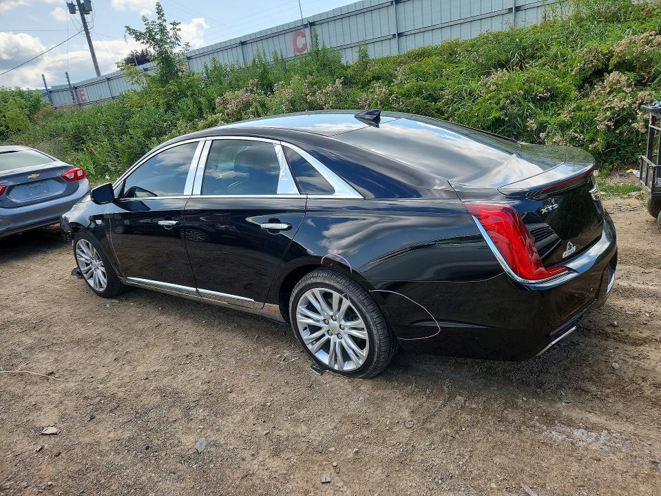 Photo 2 from auction – 2018 CADILLAC XTS with VIN 2G61M5S32J9167385