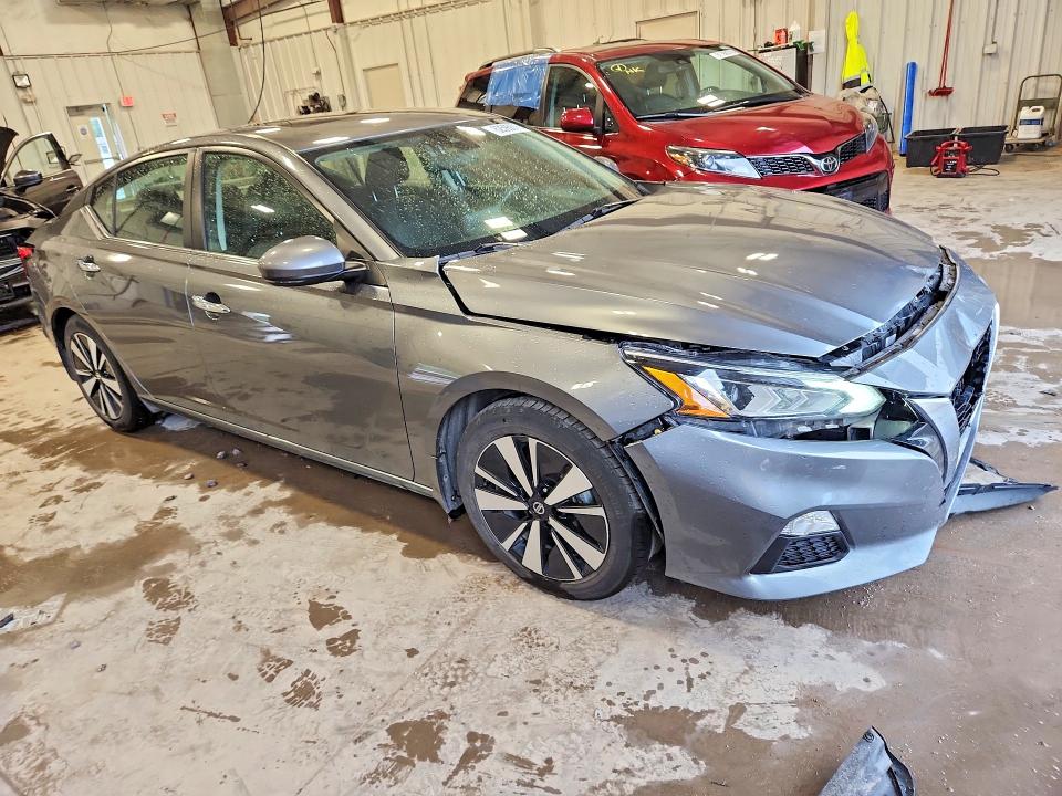 Photo 4 from auction – 2022 NISSAN ALTIMA with VIN 1N4BL4DV5NN423475