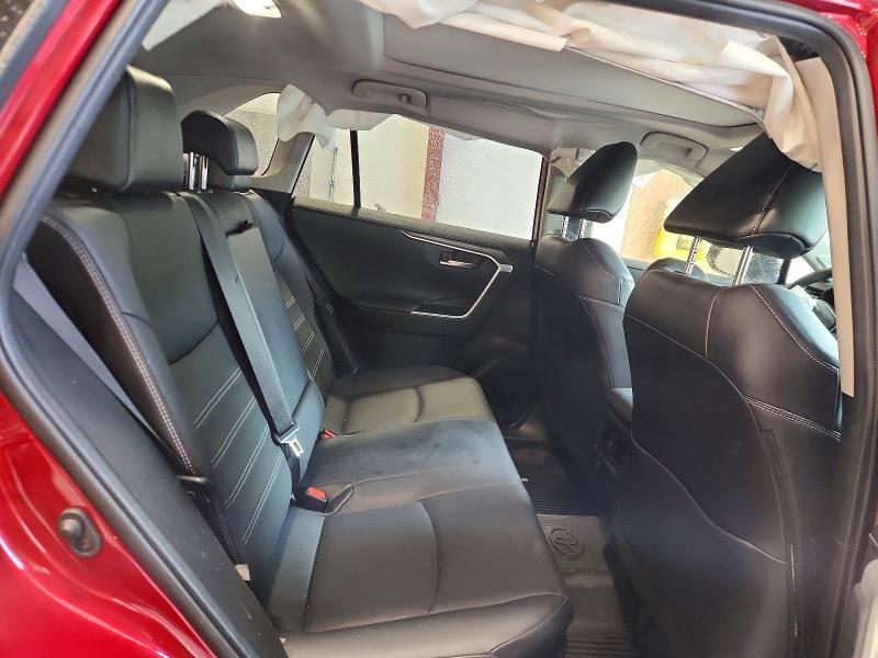Photo 11 from auction – 2023 TOYOTA RAV4 with VIN JTMD6RFV4PD085807