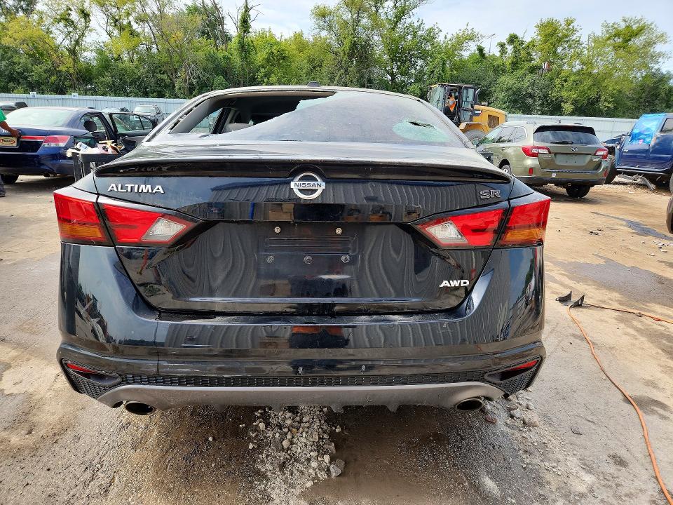 Photo 6 from auction – 2019 NISSAN ALTIMA with VIN 1N4BL4CW8KN321660