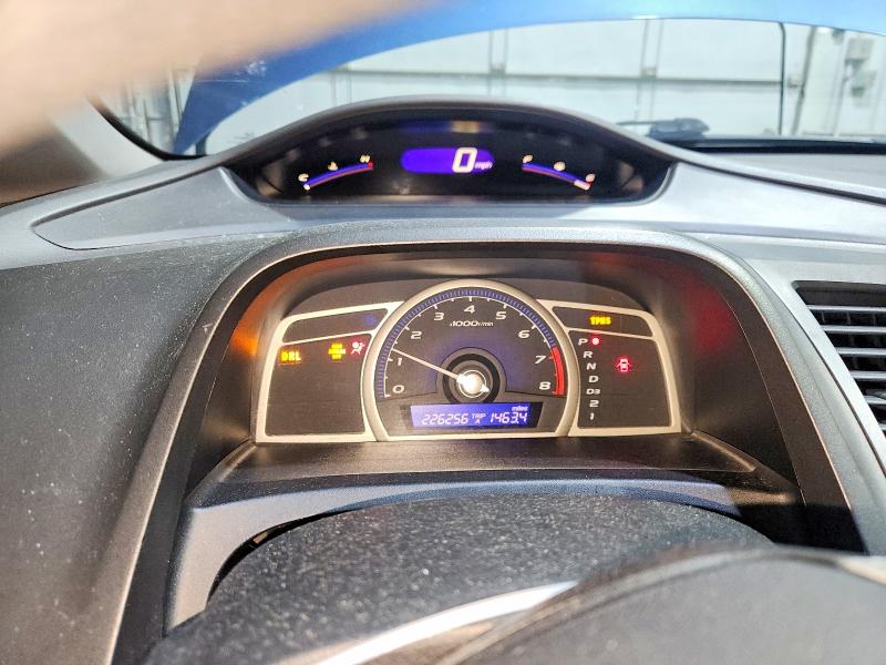 Photo 9 from auction – 2010 HONDA CIVIC with VIN 19XFA1F35AE081360