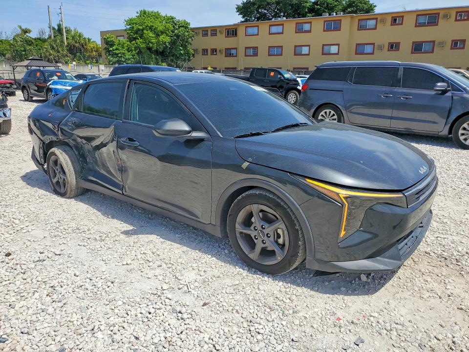 Zdjęcie 4 z aukcji – 2025 KIA K4 z VIN 3KPFT4DE0SE047862