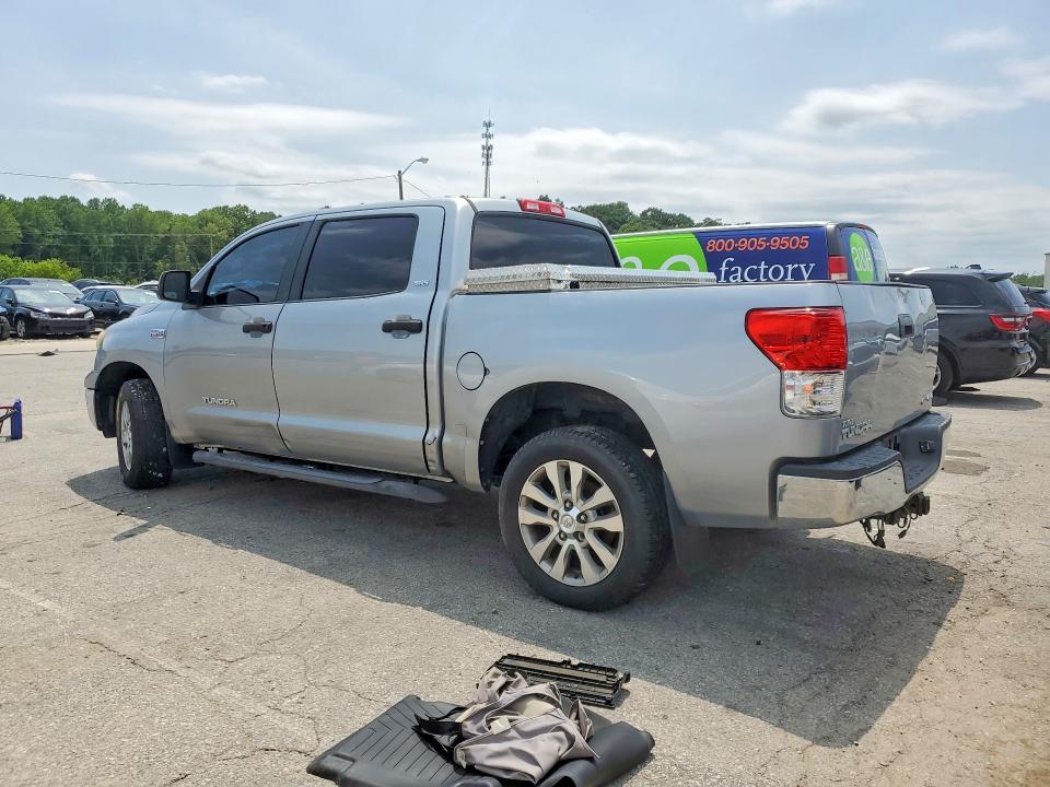 Photo 2 from auction – 2011 TOYOTA TUNDRA with VIN 5TFDW5F13BX170523