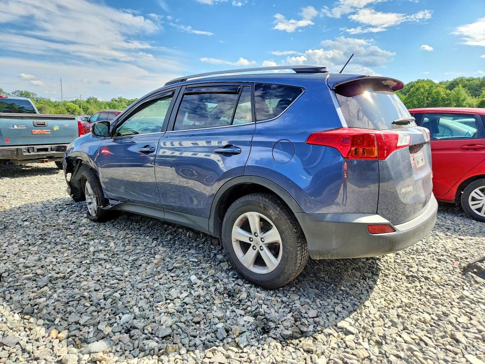 Photo 2 from auction – 2013 TOYOTA RAV4 with VIN JTMRFREV8D5020066
